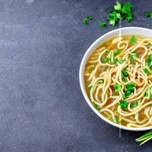 Chicken Garlic Noodles Soup