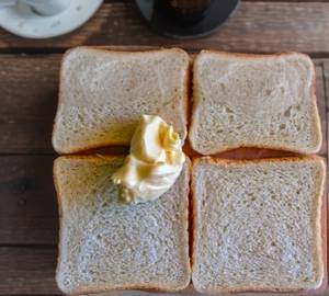 Bread Butter (4 Pieces)