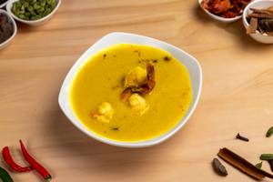 Chingri Diye Moong Dal