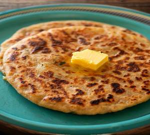 Onion Parantha [Big 1 Piece]  With butter and pickle