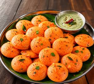 Mini Carrot Idly (25Piece)
