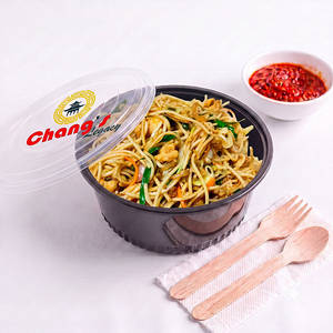Chilly Garlic Hakka Noodle Chicken