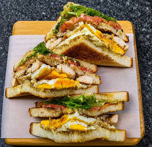 Egg Club Sandwich