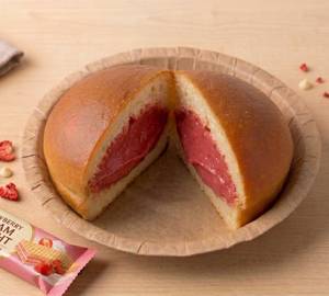 Lovely Strawberry Bun