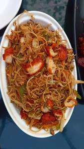 Squid fried noodles