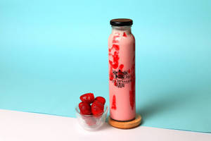 Strawberry Field Thick Shake