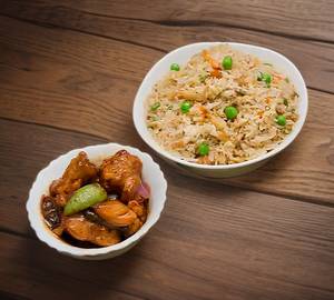 Mixed Fried Rice [500 Ml] With Chilli Chicken [2 Pieces]