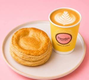 Caffe Latte Coffee With Chicken Puff