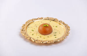 Gulab Jamun With Rabri