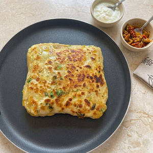 Egg Tawa Paratha