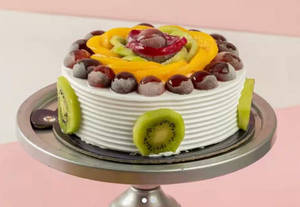 Fresh Fruit Cake