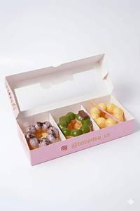 Box Of 3 Donuts