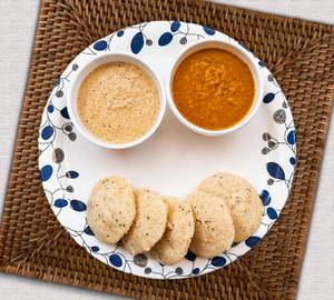 Classic Steamed Rawa Idli (Suji Idli) [5 Pieces]