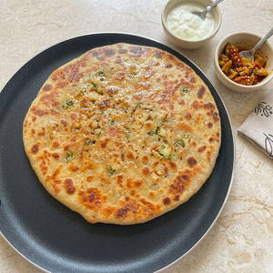 Aloo Tawa Paratha