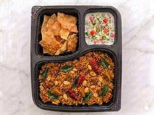 Mango Pickle Rice | Andhra Avakaya Puliyohara