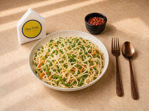 Veg Hakka Noodles
