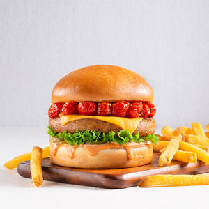 Roasted Tomato Deluxe Lamb Cheeseburger