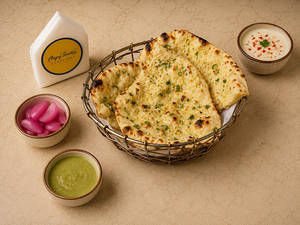 Cheese Chilli Naan