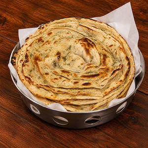 Methi Laccha Parontha