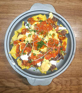 Veg Supreme Nachos Platter