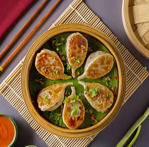 Crispy Fried Chicken Momos (8 Pcs)