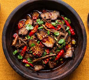Smoked Pork With Dry Bamboo Shoot