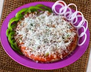 Paneer Chilli Pizza [Mozzarella Cheese]
