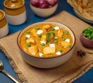 Matar Paneer
