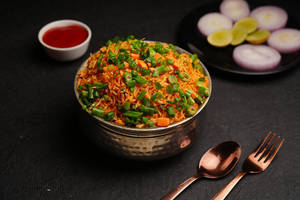 Veg Schezwan Fried Rice [Serves 1-2]