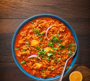 Spicy Chicken Keema Gravy