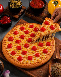 Red Paprika + Sweet Corn Pizza