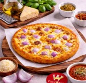 Cheesy Onion Pizza