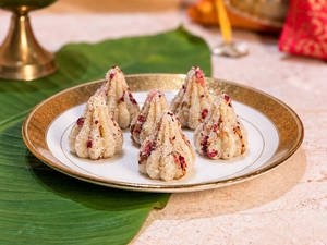 Coconut Gulkand Modak