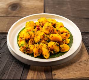 Aloo Sadeko