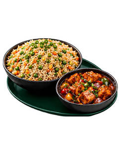 Veg Fried Rice With Chilli Paneer Gravy