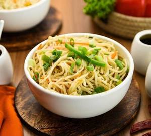 Veg Hakka Noodles