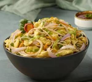 Egg Hakka Noodles
