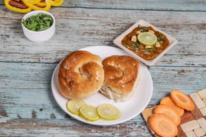 Pav Bhaji Meal (1 Plate, 2 Pav, Serves 1)