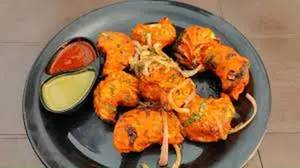 Tandoori Achari Momos