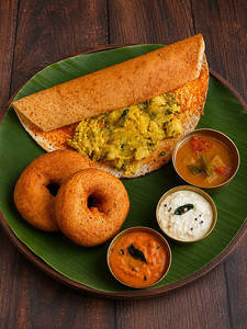 Santosham Ghee Masala Dosa + Medu Wada