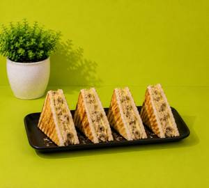 Mushroom Cheese Melted Sandwich