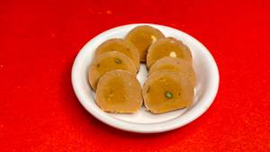 Khowa D/F Cake