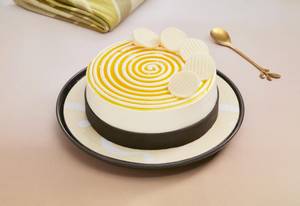 Eggless Butterscotch Cake [1/2 KG]