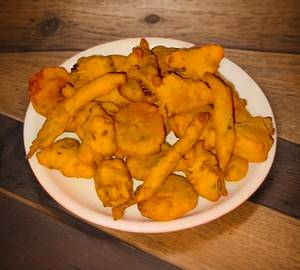 Assorted Veg Pakora (18-20 Pcs)