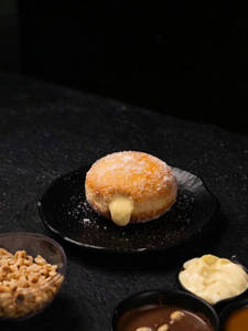 French Vanilla Bomboloni - 1 Pc