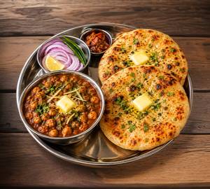 Chole Butter Kulche