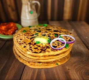 Paneer pyaaz paratha