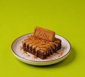 Biscoff Walnut Brownie
