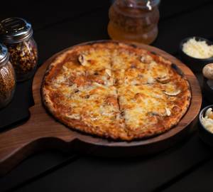 Garlic Mushroom Pizza