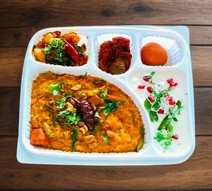 South Indian combo    (Sambar Rice /Curd Rice / Urulai podimas /Gulab Jamun)